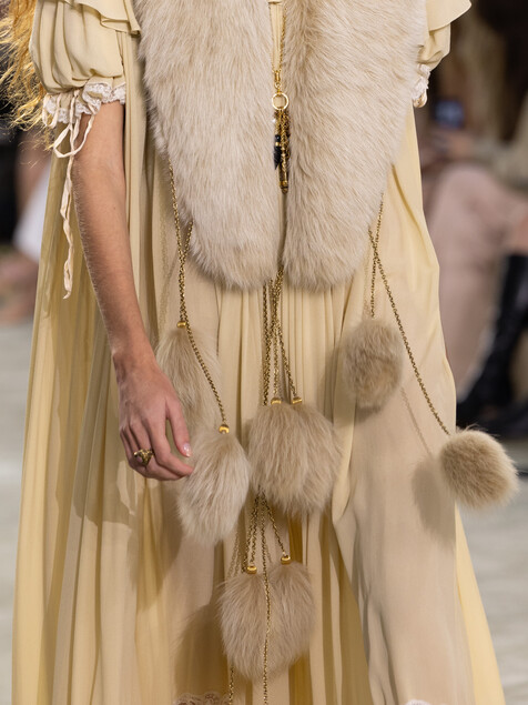 Look 7